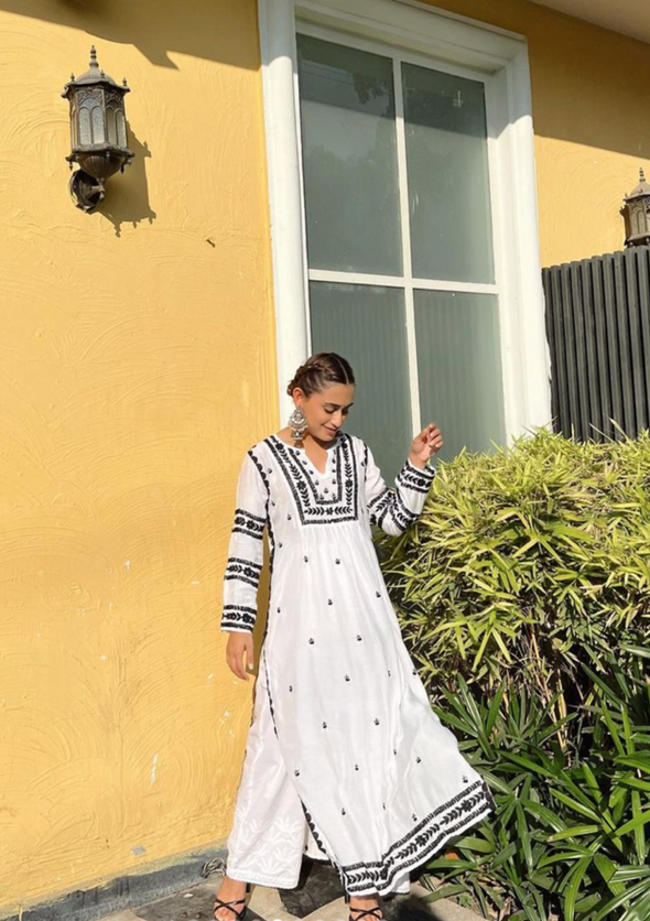 Adila Chikankari Muslin Straight Kurta