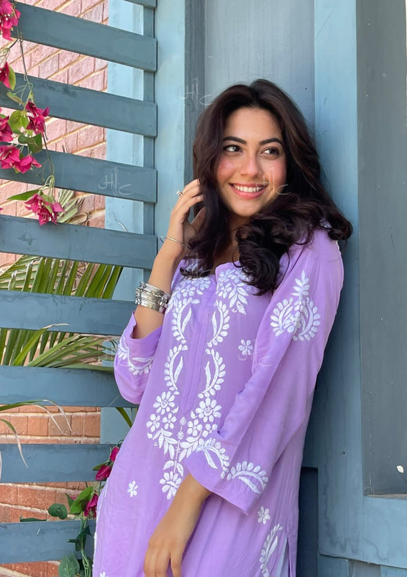 Hisana Chikankari Modal Straight Kurta