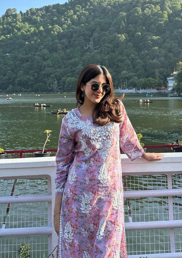 Hanifa Chikankari Mulmul Straight Kurta