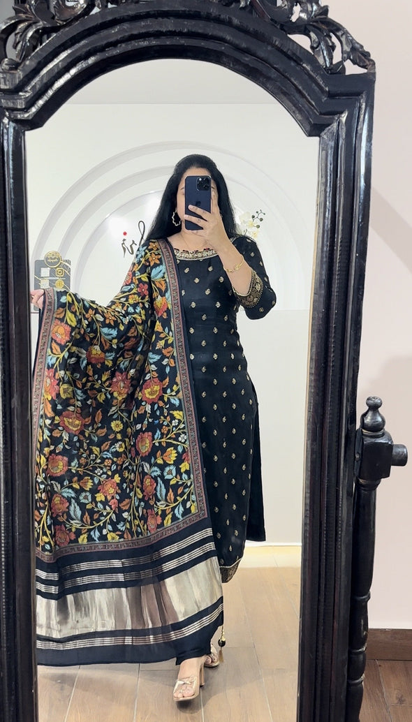 Black Kurti With Black Gajji Silk Dupatta