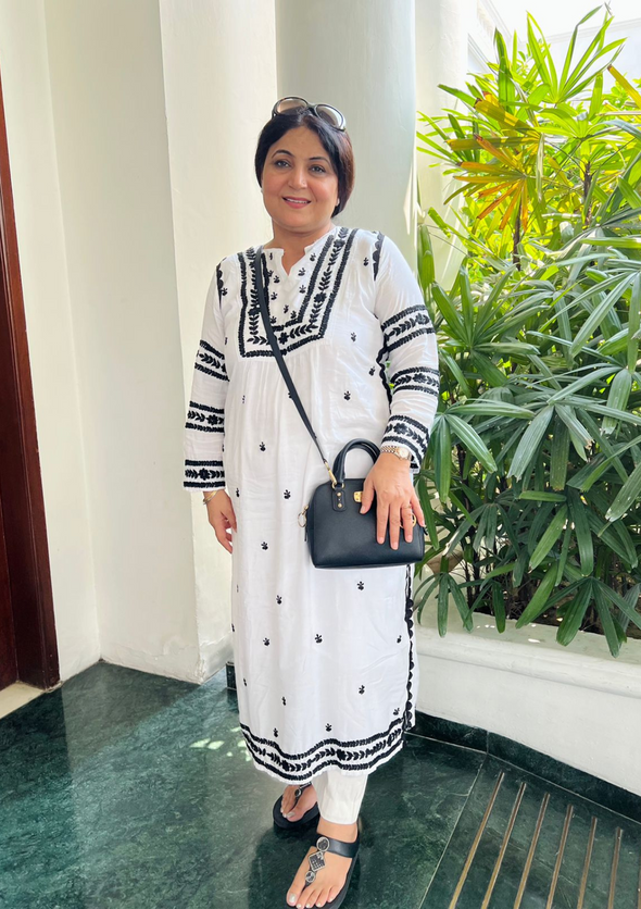 Adila Chikankari Muslin Straight Kurta