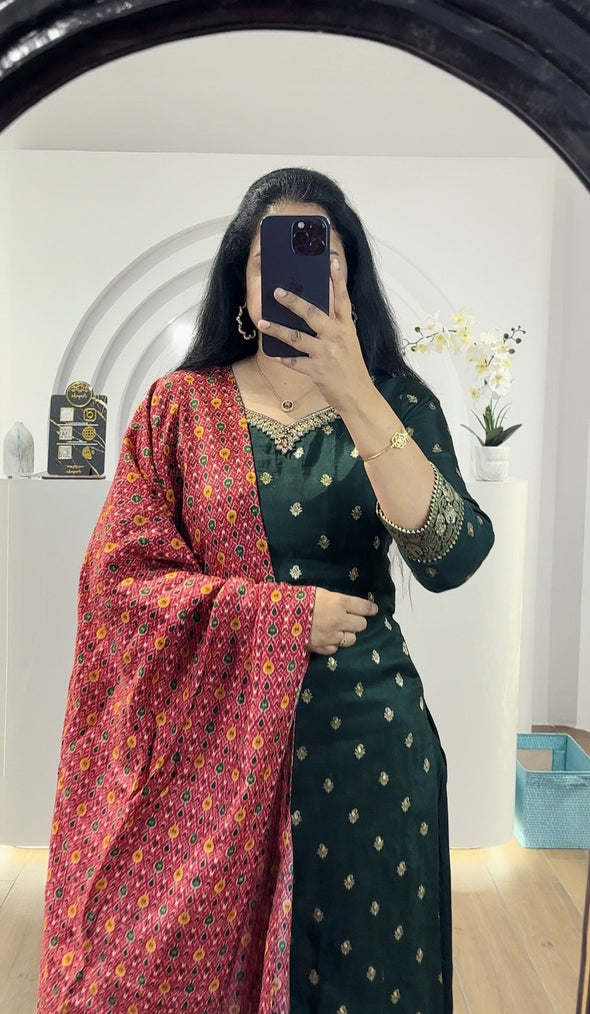 Green Kurti With Red Gajji Silk Dupatta