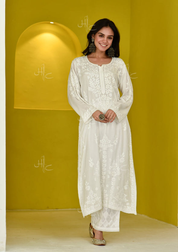 Fenal Chikankari Modal Straight Kurta