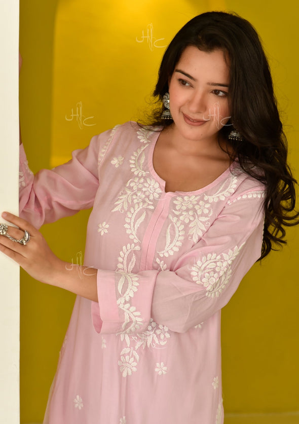 Hisana Chikankari Modal Straight Kurta