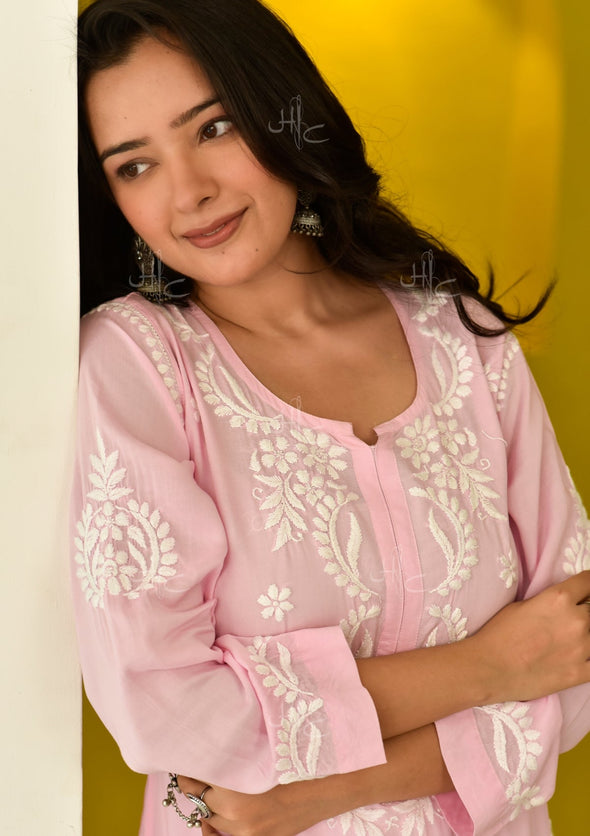 Hisana Chikankari Modal Straight Kurta