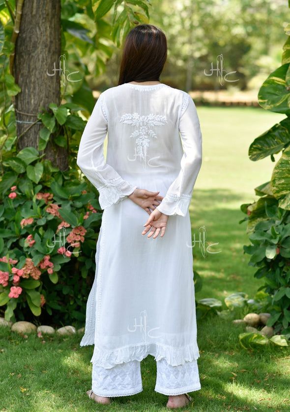 Nora Chikankari Muslin Straight Kurta