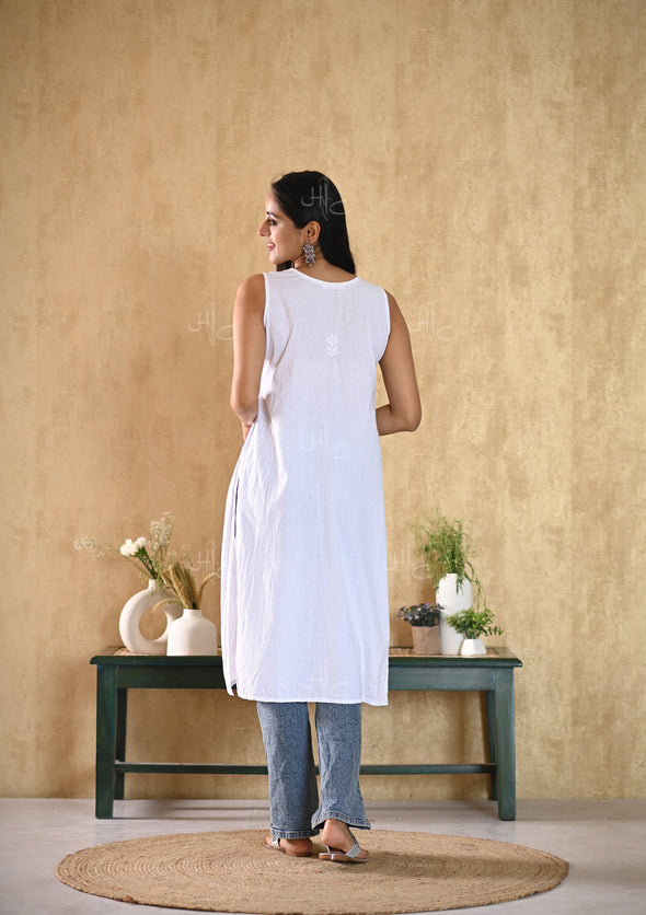 Tiraq Chikankari Cotton Sleeveless Straight Kurta