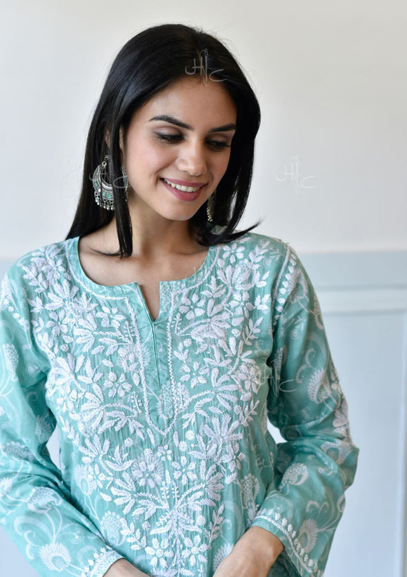Taima Chikankari Mulmul Straight Kurta