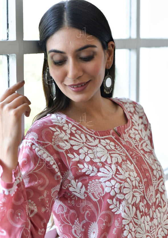 Taima Chikankari Mulmul Straight Kurta