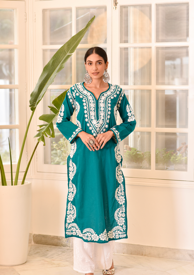 Akilah Chikankari Cotton Straight Kurta