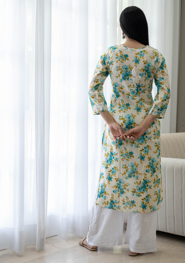 Dareen Chikankari Mulmul Straight Kurta
