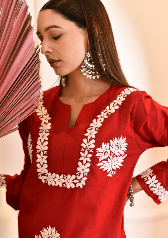 Kinza Chikankari Cotton Straight Kurta