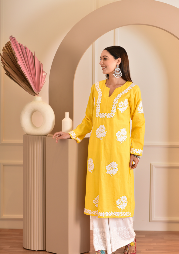 Kinza Chikankari Cotton Straight Kurta