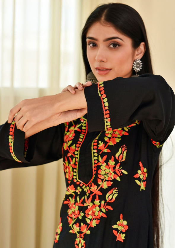 Maysoon Chikankari Modal Straight Kurta