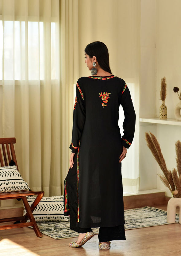 Maysoon Chikankari Modal Straight Kurta