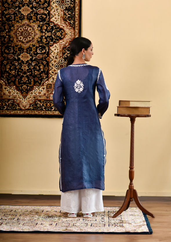Midha Chikankari Silk Straight Kurta