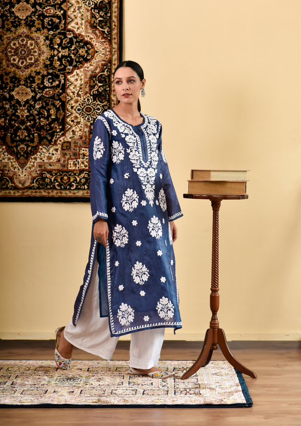 Midha Chikankari Silk Straight Kurta