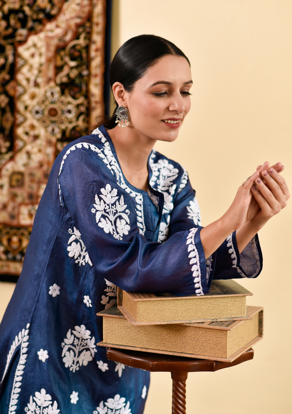 Midha Chikankari Silk Straight Kurta