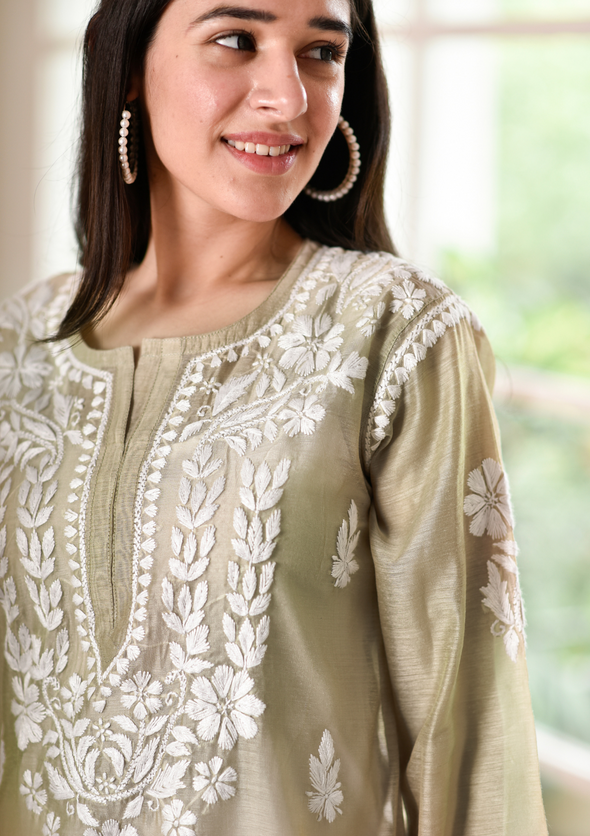 Raisa Chikankari Chanderi Straight Kurta