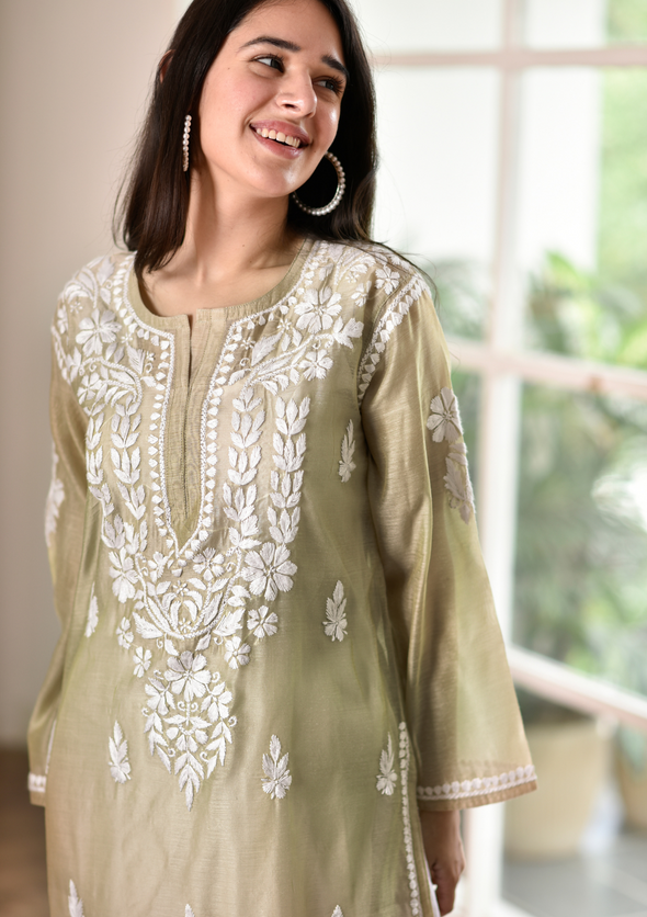 Raisa Chikankari Chanderi Straight Kurta