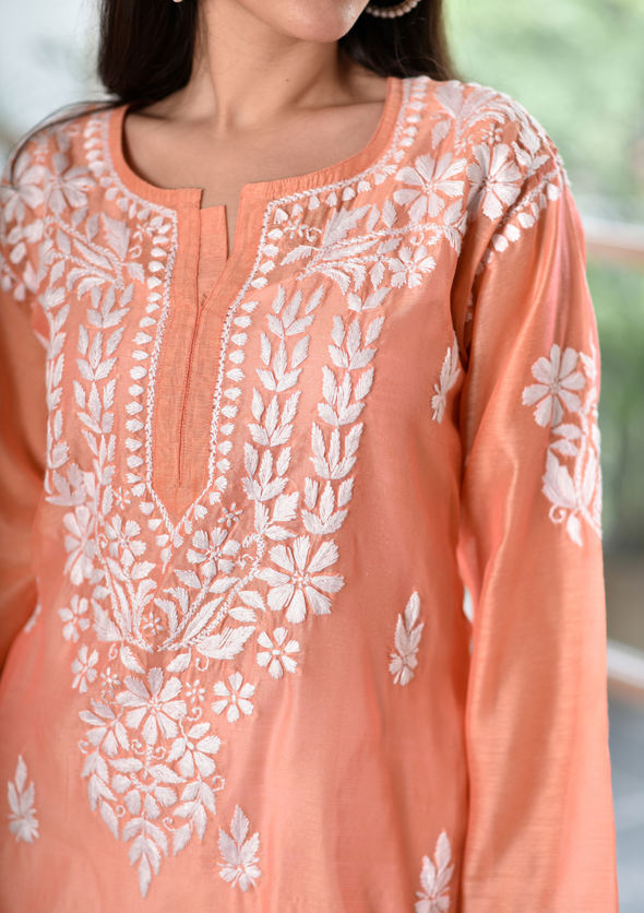 Raisa Chikankari Chanderi Straight Kurta