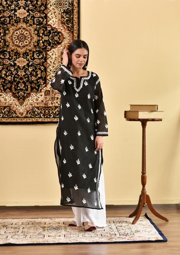 Shahira Chikankari Chanderi Straight Kurta