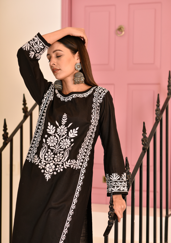Sidra Chikankari Cotton Straight Kurta