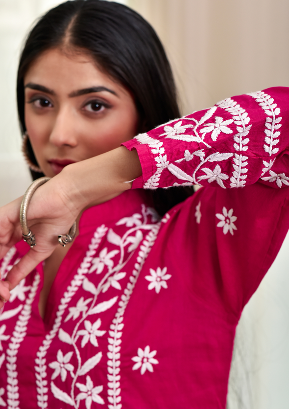Thaniya Chikankari Cotton Straight Short Kurta